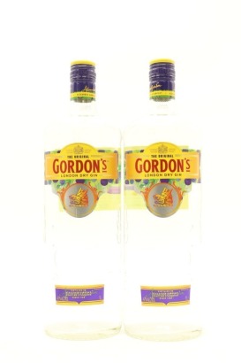 (2) Gordon's London Dry Gin, UK, 1000ml, 47% ABV