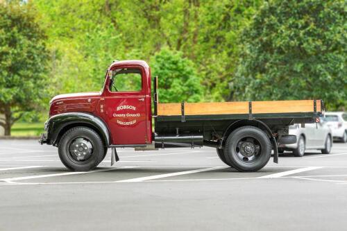 1954 Ford Thames Truck