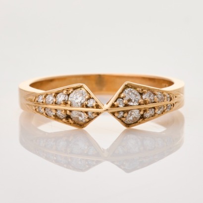 Meadowlark, 9ct Yellow Gold, .28ct Diamond 'Inverted Star' Ring - Near new