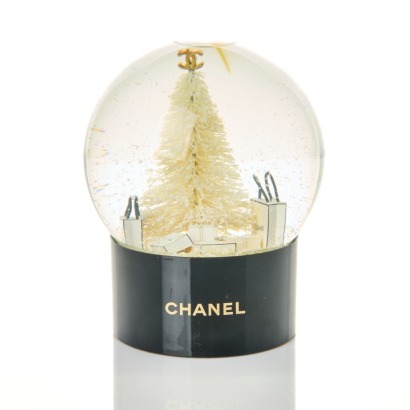 Chanel, Christmas Snow Globe
