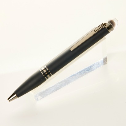 Montblanc, StarWalker UltraBlack Precious Resin Ballpoint Pen with Box - As new