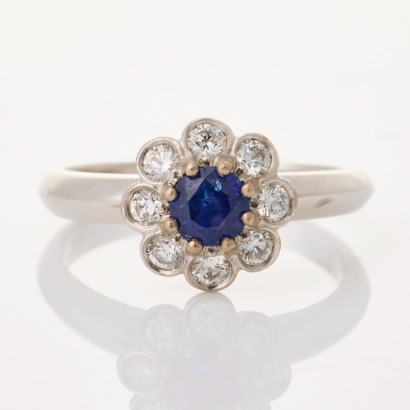 Herb Merkle, NZ Made, 18ct White Gold, 046ct Sapphire / .36ct Diamond Cluster Ring - Near new