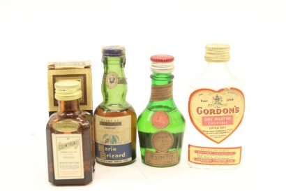 (1) Mixed Miniatures, 4 Bottles Sold as One Lot