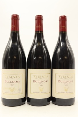 (3) 2013 Te Mata Bullnose Syrah, Hawkes Bay [BC96] [RC19.5]