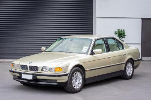 1998 BMW 740i