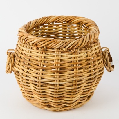 A Stout Reed Planter
