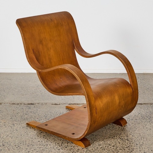 A Garth Chester Curvesse Chair