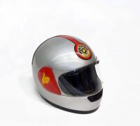 Ginger Molloy’s contemporary full faced Arai racing helmet in silver livery with Bultaco emblem.