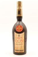 (1) NV Sandeman Dry Don Amontillado Medium Dry Sherry, circa 1960s