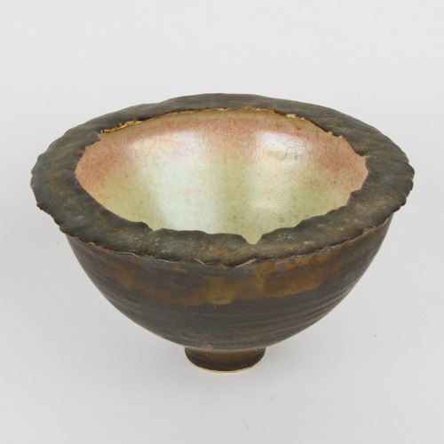 A Beverly Luxton Flared Internal Rim Bowl