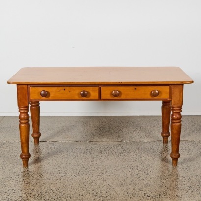 A Kauri Farmhouse Table