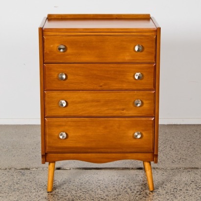 A Mid-Century Rimu Chest of Drawers