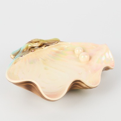 An Antique Oyster & Pearl Dish