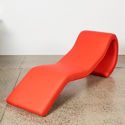 An Ercolina Style Chaise Lounge