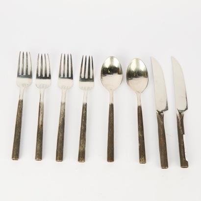 A Collection of Eight Hand Forged Cutlery Pieces