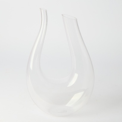 A U Shaped Swan Wine Decanter