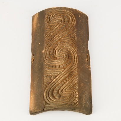 A Joanne Rail Ceramic Kowhaiwhai Wall Hanging