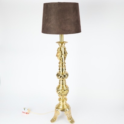 A Large Vintage Hollywood Regency Brass Lamp with Dragon Feet And Phoenix