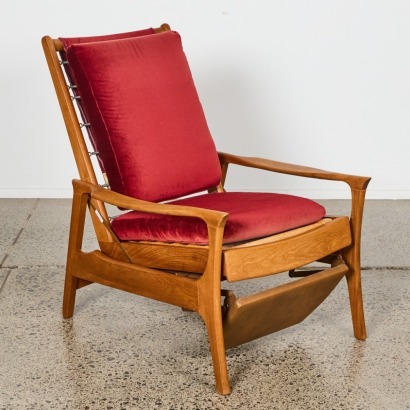 A Mid-Century Don Recliner With Fold-Out Stool