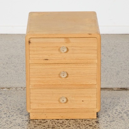 A Vintage Japanese Blonde Pawlonia Set of Drawers