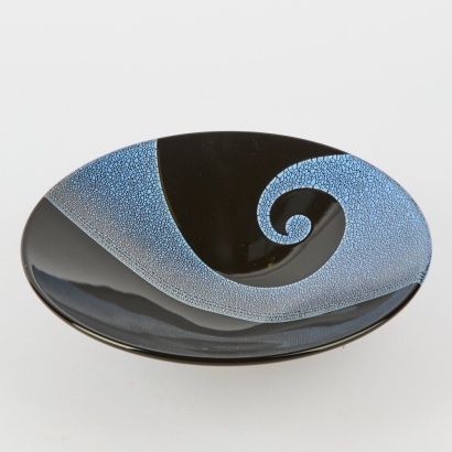 A Pacific New Zealand Ceramic Bowl by Chrissie and Charlie Seakins