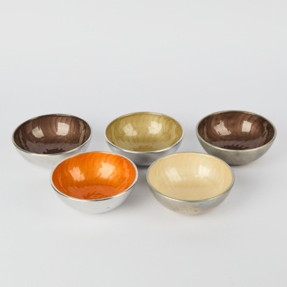 A Set of Five Italian Bowls