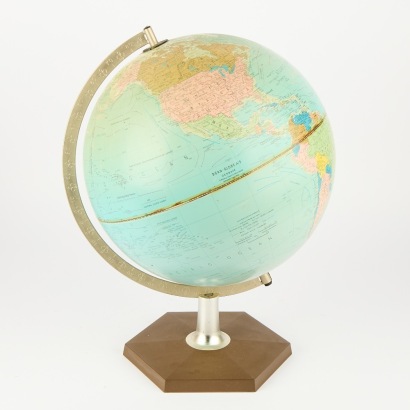 A Danish MCM Globe