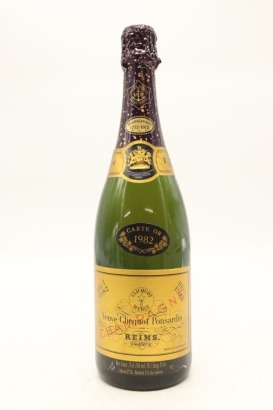 (1) 1982 Veuve Clicquot Ponsardin Carte Or Brut, Champagne