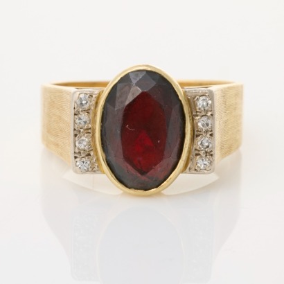 18ct Yellow / White Gold, Traditional, Handmade, 3.58ct Garnet / .08 Diamond Dress Ring
