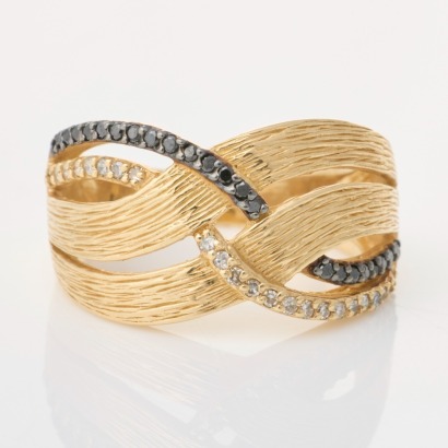 14ct Yellow Gold, Modern, .12ct White / .12ct Black Diamond Crossover Ring - Near new