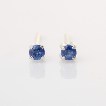 9ct White Gold, 3mm Round Sapphire Stud Earrings