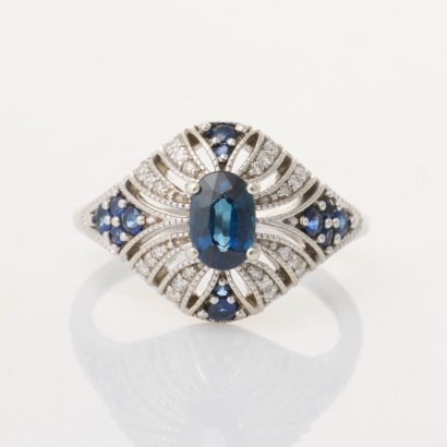 9ct White Gold, .16ct Diamond / .95ct Sapphire Cluster Ring - Near new