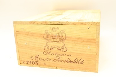 (12) 1993 Chateau Mouton Rothschild, Pauillac (OWC) [JR16.5]