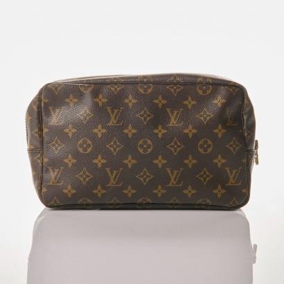 Louis Vuitton, Monogram Trousse Toilette 28 Pouch
