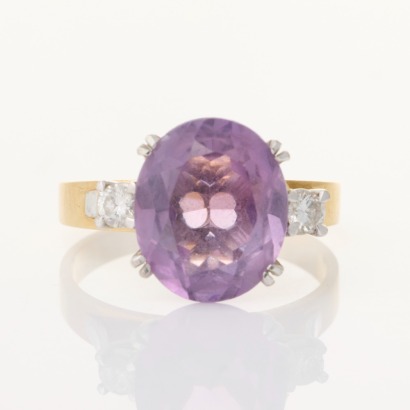 18ct Yellow / White Gold, Modern, .14ct Diamond / Amethyst Ring