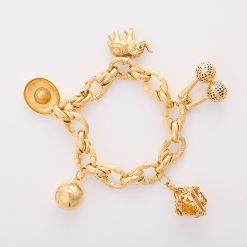 18ct Yellow Gold, 20cm Charm Bracelet (Five charms)