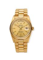 A Gentleman's gold President Day-Date wristwatch, Rolex, circa 1993. Automatic. 36mm. Ref: 18238. Cal.3155. Serial number S813540. Gold dial with applied baton numerals and luminous dots, fluted bezel, centre sweep seconds, day aperture at 12 and date ape