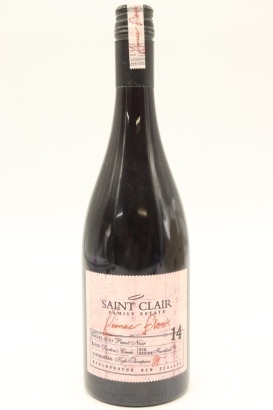 (1) 2021 Saint Clair Pioneer Block 14 Doctor's Creek Pinot Noir, Marlborough