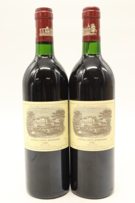(2) 1986 Chateau Lafite Rothschild, Pauillac [JR18] [RP95]