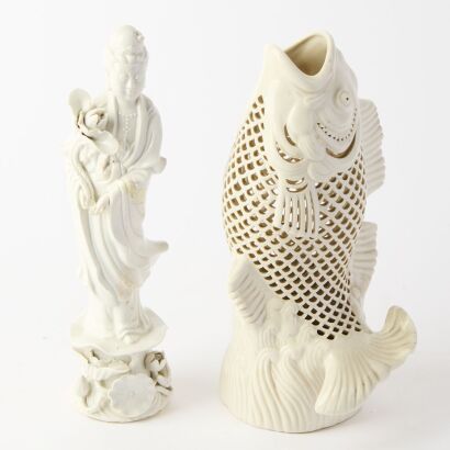 A Set of Two Chinese 20th Century Dehua White Porcelains