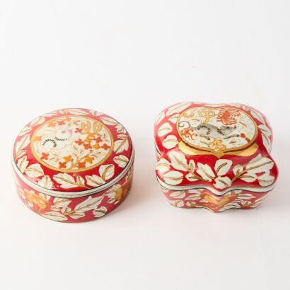 A 20th Century Chinese Painted &lsquo;Animal&rsquo; Small Covered Box