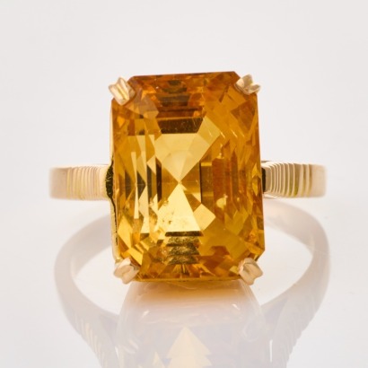 13ct Yellow Gold, Rectangular Cut, Citrine Dress Ring