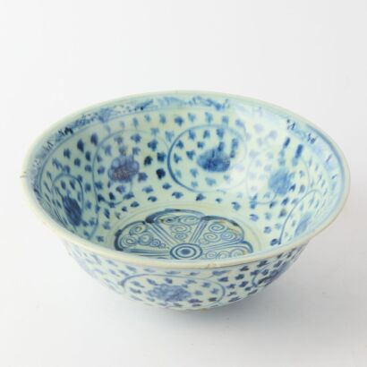 A Chinese Late Ming To Early Qing Blue and White &lsquo;Floral&rsquo; Bowl