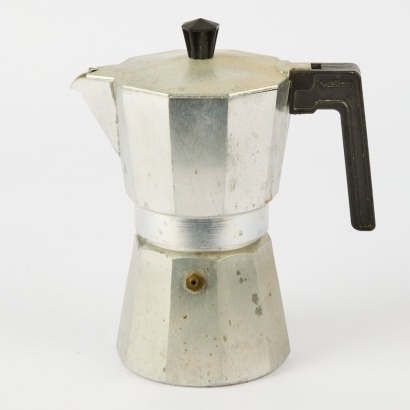 A Valira Stovetop Espresso Pot