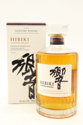 (1) Hibiki 'Japanese Harmony' Blended Whisky, 43% ABV (GB)