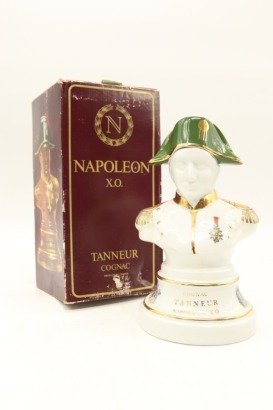 (1) Tanneur Napoleon X.O. Cognac Decanter, 40% ABV (GB)