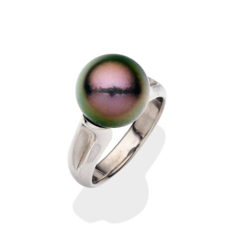 A Tahitian pearl ring, the single round Tahitian pearl measuring 12.5mm on a tapered band. 18ct white gold. Weight 10.73 grams. Size Q.