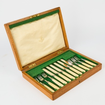 A 12-Piece Antique Cutlery Set by Mappin & Webb of London in Oak Box