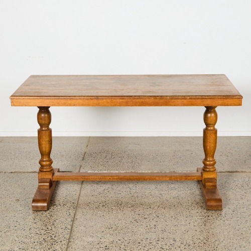 An English Oak Refractory Table