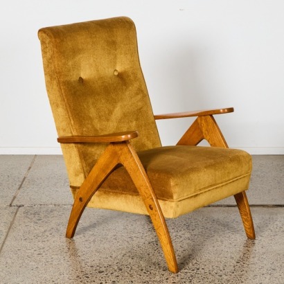 A Mid-Century Oak Armchair